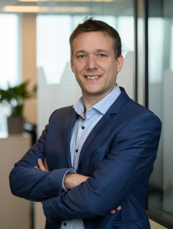 Sárvári Marcell, vállalati kommunikációs menedzser fotója.